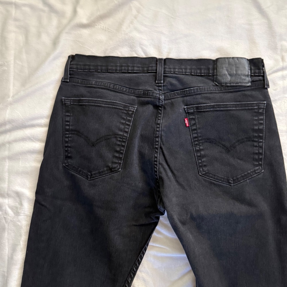 Levis 502 Taper Fit Jeans Mens 36x30 Black Denim Pants 29507-0001 - Picture 5 of 10